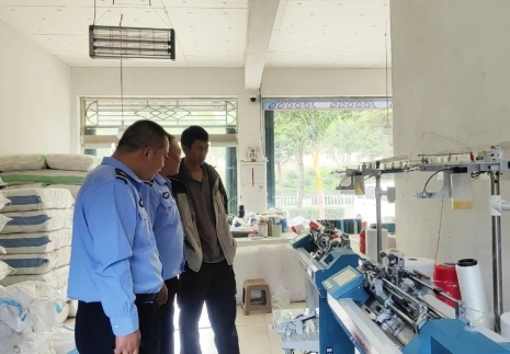 长治壶关县公安局龙泉派出所开展节前安全检查