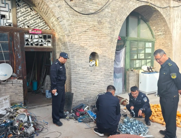 晋中灵石县静升派出所对辖区废旧物品收购行业开展安全检查