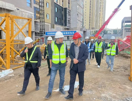 吕梁市住建局房产管理服务中心督导推进“保交房”工作