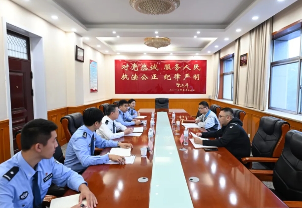 运城市公安局开展领导班子成员企业接待日活动