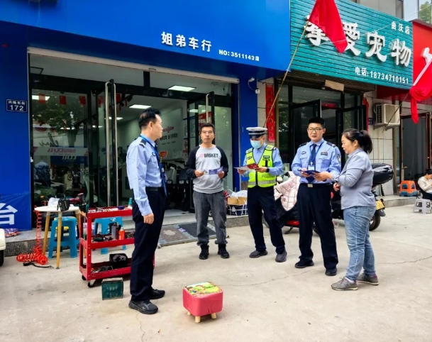 临汾公安交警进企业开展交通安全警示教育暨打击“黄牛”“黑中介”顽瘴痼疾宣传活动