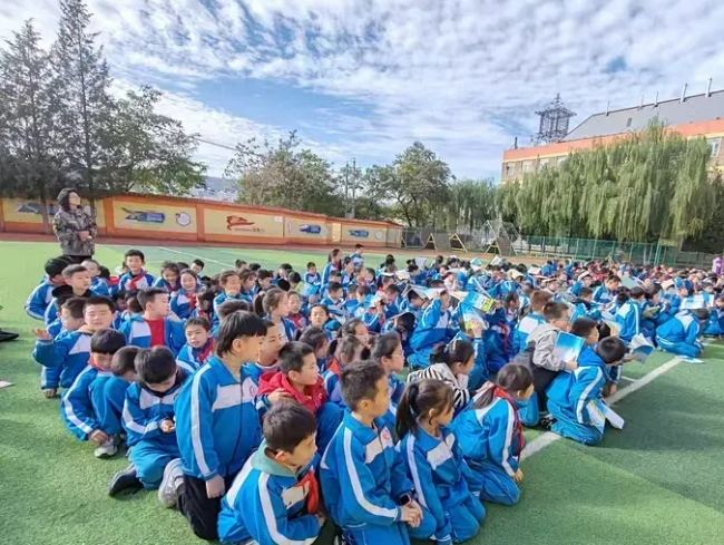 防震教育行而不辍  疏散演练履践致远 ——吕梁离石区城内小学校地震应急疏散演练