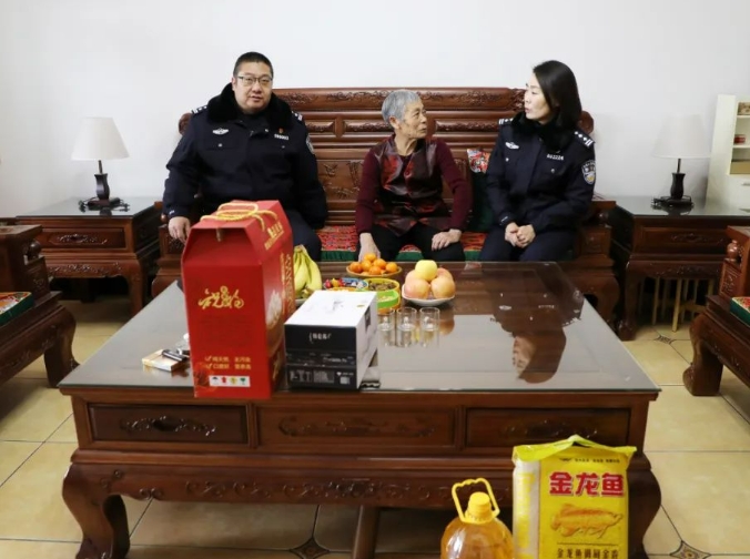 慰问传温情  关怀暖警心——临汾洪洞县公安局开展春节走访慰问活动