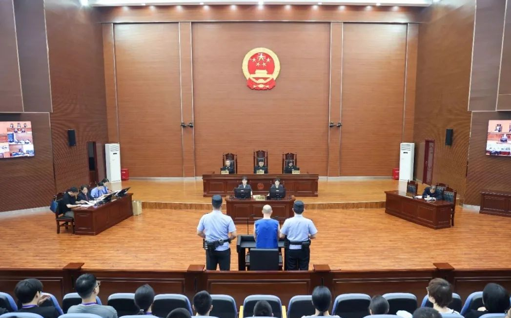 运城：司法“零距离”法治强教育