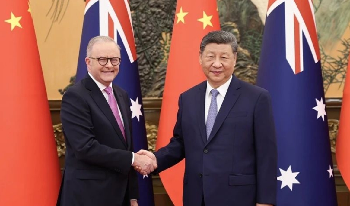 习近平会见澳大利亚总理阿尔巴尼斯