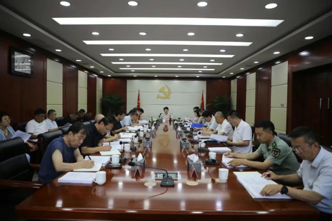 太原尖草坪区委理论学习中心组召开专题学习会