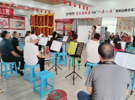 太原阳曲县社区建设工委文明街社区：银龄乐活展风采  孝道传承树新风