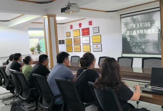 太原市政集团一公司团支部开展“铭记历史  砥砺前行”主题团日活动