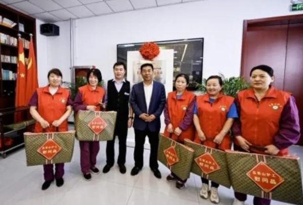 2025吕梁市首届劳务品牌成果展 ——吕梁山护工