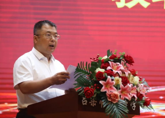 以教育家精神铸魂强师  谱写教育强国建设华章 | 吕梁市第一中学优秀教师系列展播