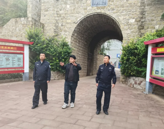 晋中平遥县段村派出所开展旅游业安全检查