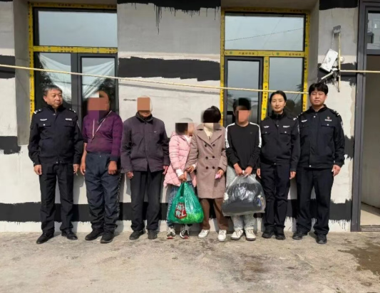 让爱循环  衣旧情深——临汾大宁县公安局为辖区困难群众送上防寒衣物