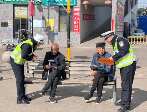 吕梁柳林公安：交通安全进社区  让“小叮嘱”守护“大安全”