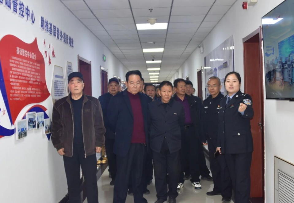 长治市公安局屯留分局组织开展“金盾映桑榆 情暖重阳节”主题活动