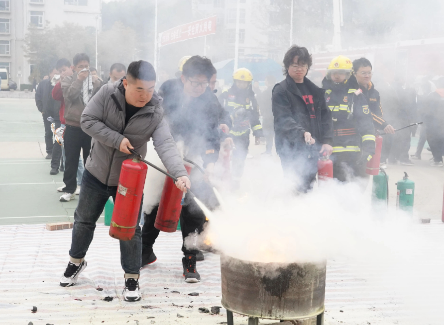山西焦煤霍州煤电庞庞塔矿开展消防宣传月应急演练  筑牢安全生产防线