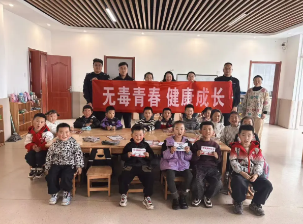 长治长子县公安：进校园送安全，为成长“加码”！
