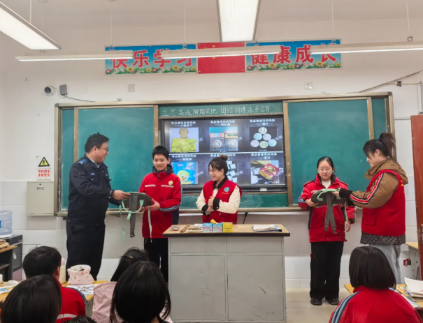 ScreenShot_2025-11-14_182135_835.png ScreenShot_2025-11-14_182135_835.png