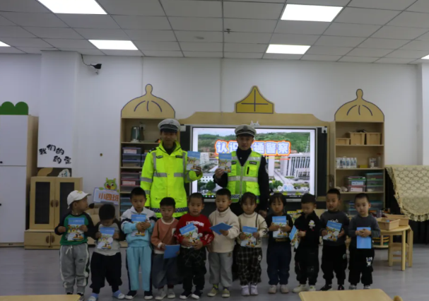 吕梁交口：萌娃乐享趣味课堂  交通安全一路“童”行