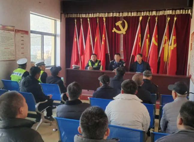 吕梁文水：交警 “以案释法” 让交通安全意识入脑入心