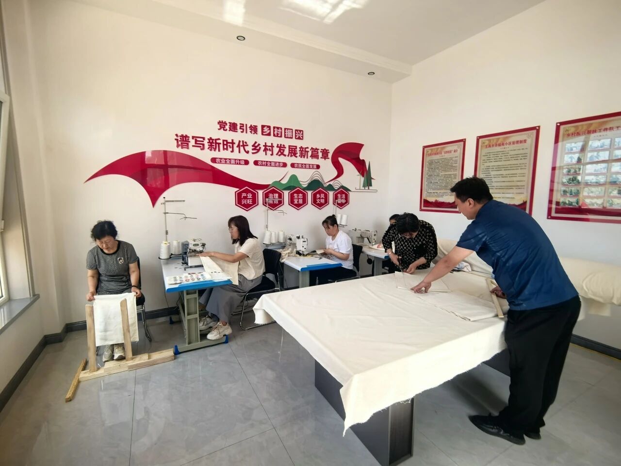 微信图片_2025-12-11_172824_931.jpg 微信图片_2025-12-11_172824_931.jpg