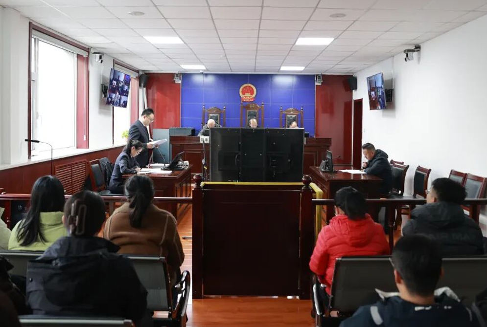 零距离“旁听”面对面“评议”———太原娄烦县人民检察院开展刑事案件旁听评议活动