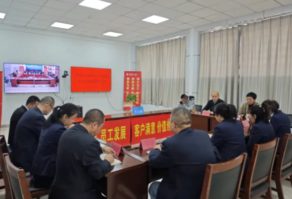 吕梁移动分公司党委委员张敏深入方山县分公司现场办公