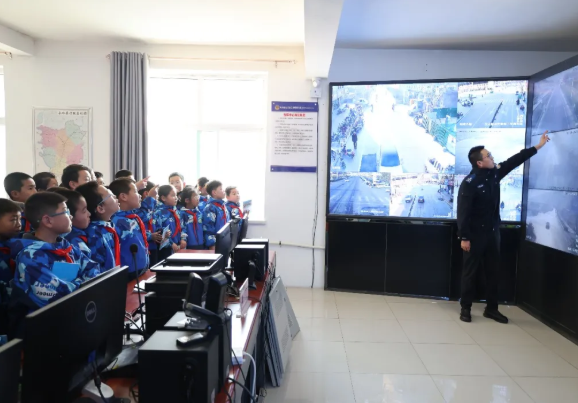 ScreenShot_2025-12-16_173624_525.png ScreenShot_2025-12-16_173624_525.png