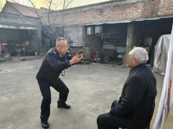 临汾洪洞县广胜寺派出所：上门办证解民忧，暖心服务“零距离”