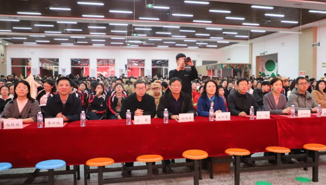 剧韵承文脉  少年展风华——英杰中学校初二年级课本剧展演活动成功举办