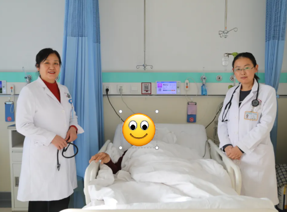 95岁杨爷爷突发大出血命悬一线 ——吕梁孝义市中心医院内科团队与死神竞速，精准抢