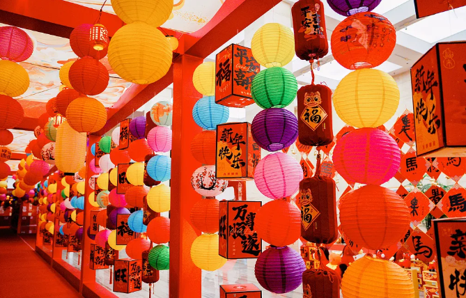 超28亿人次出行！这个春节，看见热气腾腾的中国