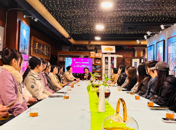 承千年文脉  绽时代芳华——临汾市文旅局举办“三八”妇女节读