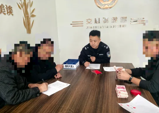 吕梁临县：债务纠纷引发肢体冲突  民警及时调处化解干戈